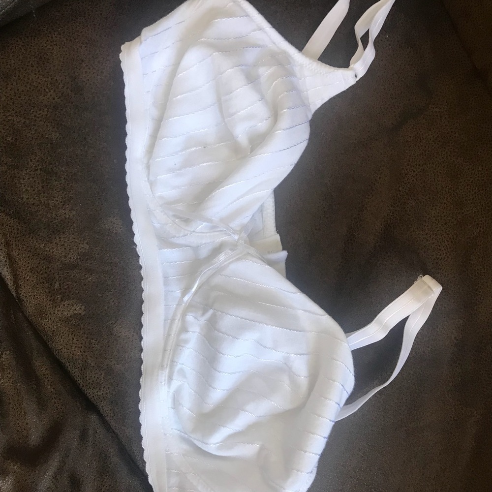 Bra - Picture 2 of 2